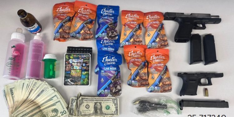 Men Detained After Police Find Guns, Drugs And Cash During Traffic Stop