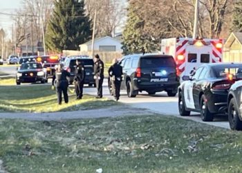 Police: 16-year-old Girl Shot On Sidewalk In Bridgeport