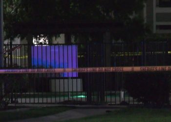 3 Teenagers Shot And 1 Dead After Shooting At Harris County Apartment Pool Party