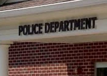 ICE makes 20 apprehends during ‘traffic blitz’ with Avon police, sources say