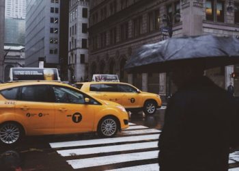 New York Prepares For Shift To Thunderstorms And Showers Beginning Monday After Sunny Weekend