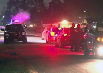2 Men Posing As Police Shot And Killed By Homeowner, Authorities Say