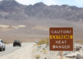 Extreme Heat Warnings Issued For The Valley Ahead Of Storms In Arizona