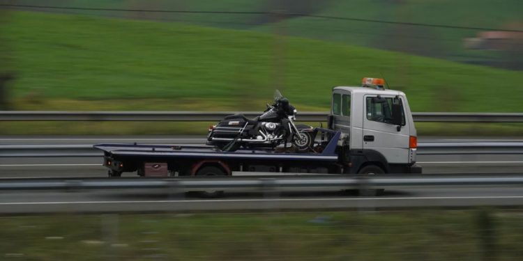 Georgia Tow Truck Driver Arrested For Impersonating Police