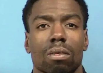 Illinois mother praised for self-defense following fatal shooting of burglary suspect