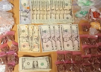 Police: 4 people detained after SWAT conducts major drug bust at home in Miami