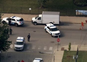 Police: 5 People Injured In Mass Shooting Outside Bronzeville Senior Residence Building