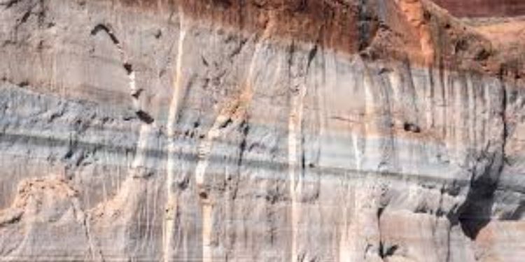 Arizona Man Discovered Dead In Lake Powell After Jumping From Houseboat