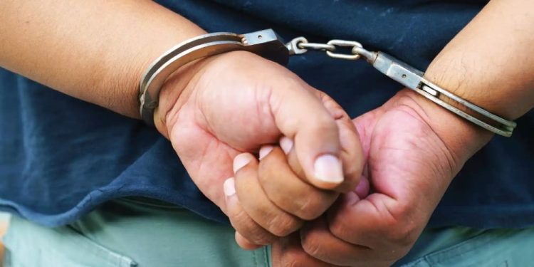 Man Apprehended After Allegedly ‘Spitting Blood’ At Florida Deputies