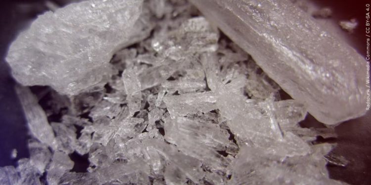 Man carrying nearly 8 lbs. of meth on train from Los Angeles to Chicago stopped and apprehended in Kansas City