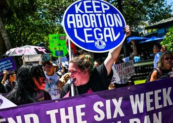 Texas Arrested 8 In Widening Probe Of Midwife Accused Of Illegal Abortions