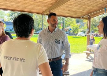 Ex-mayor charged with raping teen will remain in custody until Friday hearing