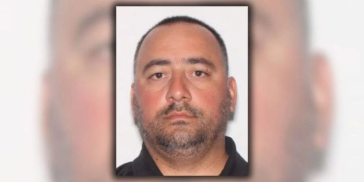 FBI offers $10,000 reward for man linked to bulk cocaine imports in South Florida