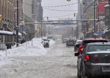 Map Shows 3 States Hit With Warning As Up To 22 Inches Of Snow Expected
