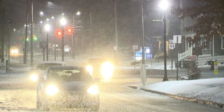 Northeast Ohio Prepares For The First Winter Snow