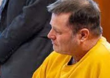 Oregon Man Sentenced To 20 Years In Prison After Stabbing Wife And Killing Her Dog While Out On Bond For Strangling Her