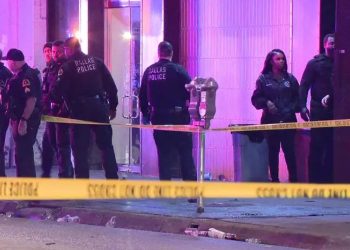 Police: 2 Dead And Multiple Injured After Shooting In Downtown Dallas