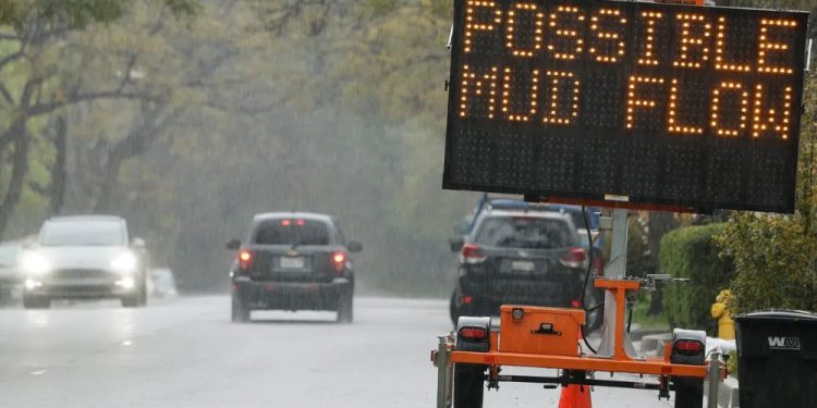 Warnings Issued For Entire Oregon And Washington Coasts