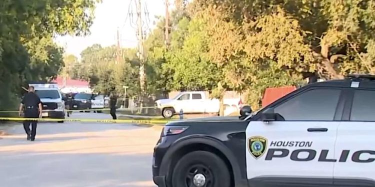 2 Suspects Wanted After Ramming Vehicle Between Two Houses In North Houston