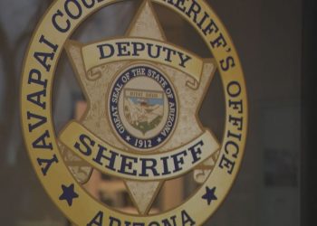 Phoenix man taken into custody for trying to lure 14-year-old online