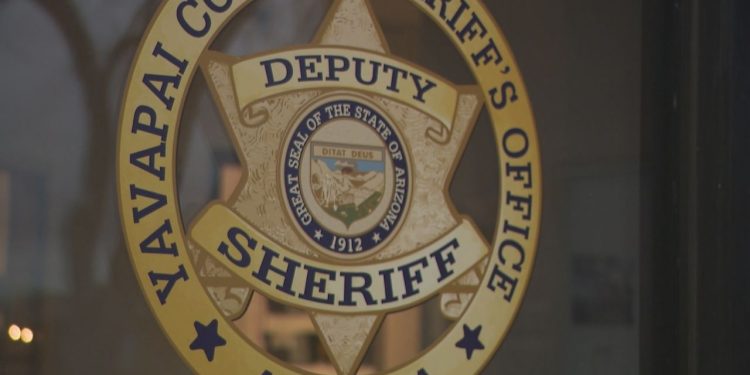 Phoenix man taken into custody for trying to lure 14-year-old online