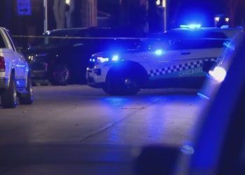 Police: Man Found Fatally Shot On Chicago’s South Side