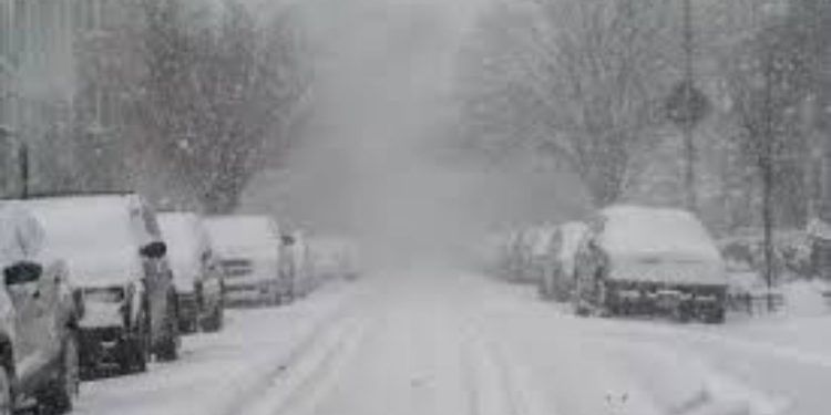 Snow Set to Cover New York and Boston, With Up to 14 Inches Forecast