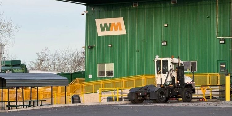 2 Men Found Dead At North Portland Recycling Center, Homicide Detectives Probe