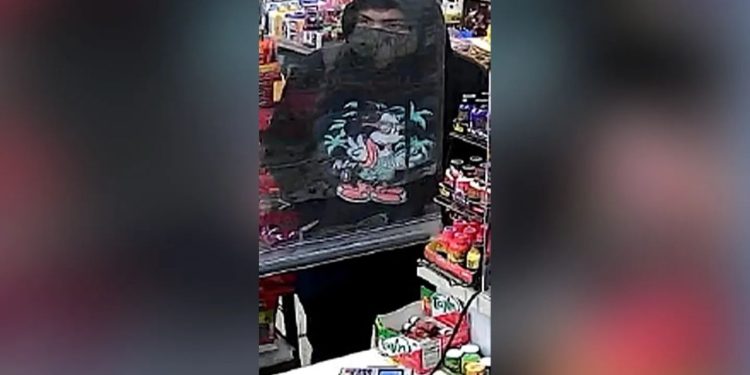 Deported illegal immigrant arrested by GPS tracker pleads guilty to robbing 7 convenience stores in California