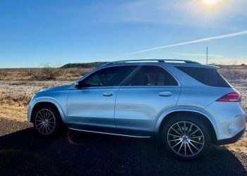 Lawyer Taken Into Custody After Allegedly Driving 120 MPH in 70 Zone on Far West Texas Highway