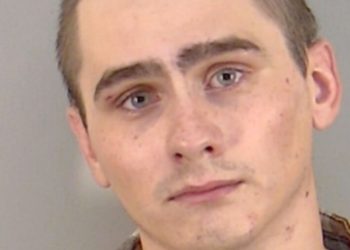 Leesburg Man Detained After Allegedly Strangling Girlfriend During Argument