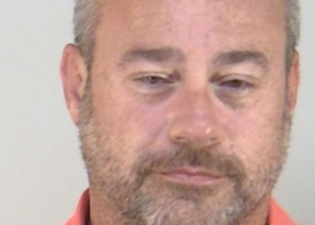 Leesburg man apprehended after bar brawl sends woman to hospital