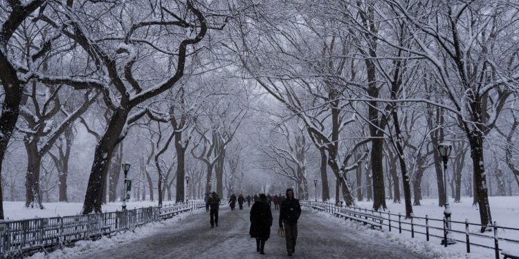 Snow Expected in NYC Area as Two Weather Systems Move In This Weekend