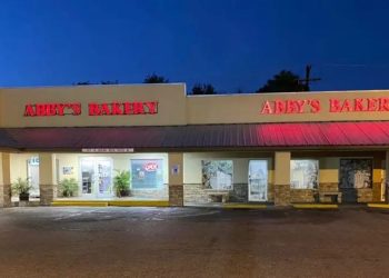 Texas Bakery Owners Sentenced To Prison For Harboring Undocumented Workers