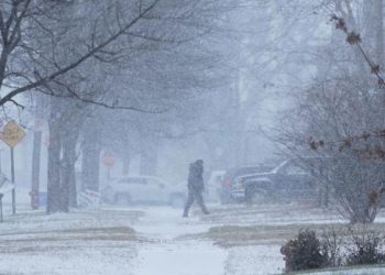 Winter Storm Warnings Issued In 6 States As Up To 2 Feet Of Snow Forecast