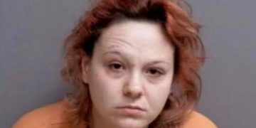 One woman taken into custody after drugs found near children in Ohio