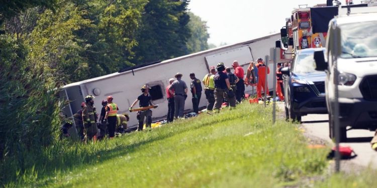 Tour Bus Driver Charged With Manslaughter After Crash Kills 5 People In New York