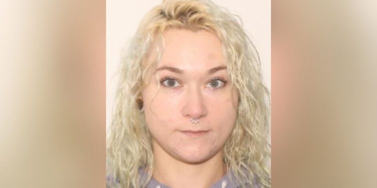 Woman taken into custody in Florida awaits extradition to Grant County for role in fatal crash