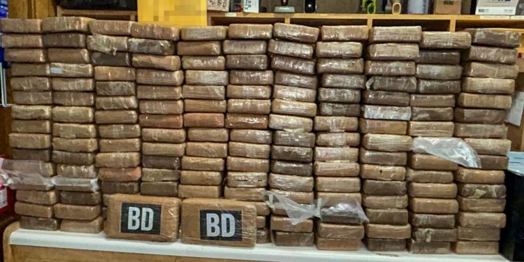 447 pounds of cocaine discovered during traffic stop in Arizona