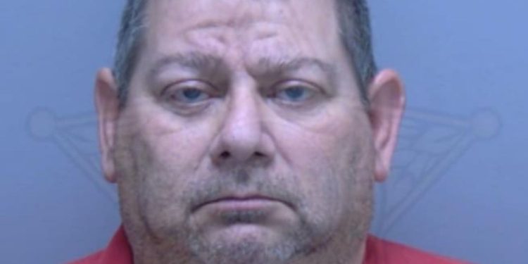 Convicted Felon in Florida Caught Possessing Arsenal of Weapons