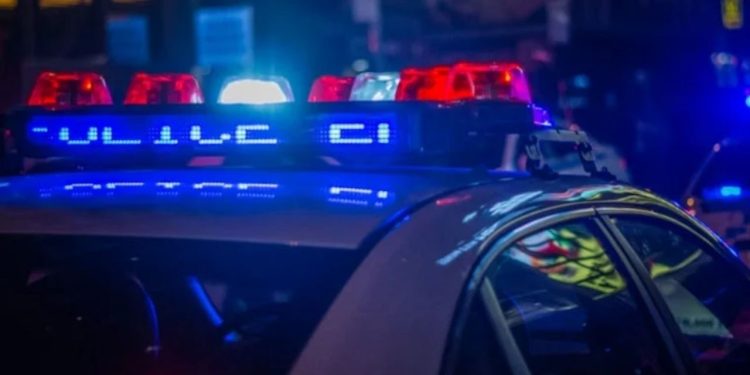 Feds Swarm North Phoenix Apartment And Find 23 Migrants In Smuggling Investigation