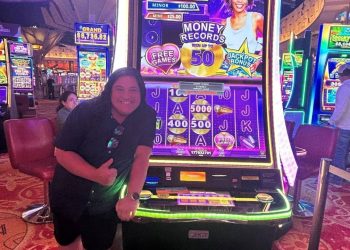 Mohegan Sun guest from New York wins $1.7M jackpot off $5 bet