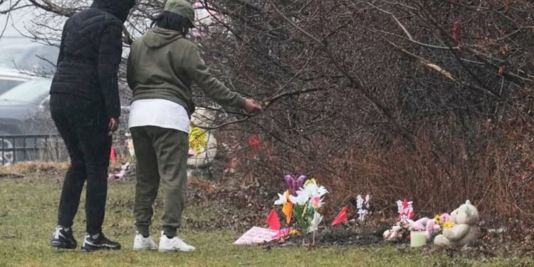 Mom Of 2 Girls Discovered Buried In Shallow Graves Charged With Murder