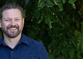 Ohio Congressional candidate taken into custody during Grove City ‘No Kings’ Protest