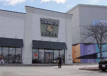 Police: 5 Teens Apprehended After Tables Thrown, Officers Assaulted At Boston Restaurant