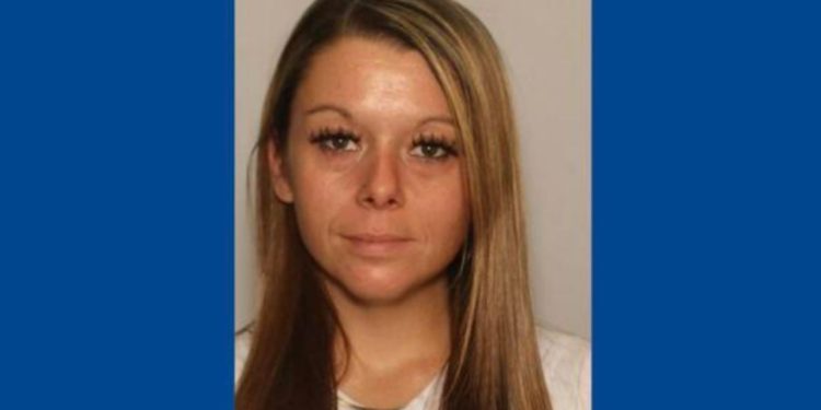 Police hunt for wanted fugitive in Ohio