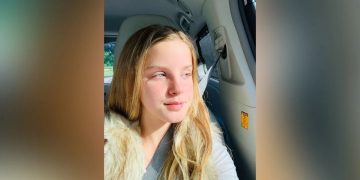 Teen girl gunned down in posh Chicago enclave as police rush to arrest her killer