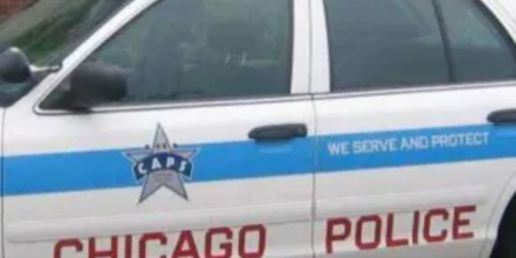Teen shot, killed in Chicago in broad daylight by person he tried to rob