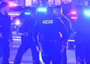 1 Killed as Gunmen Attack Chick-fil-A; Manhunt Launched