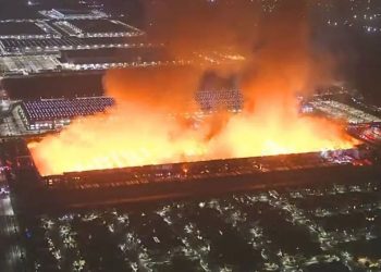 Massive Six-alarm Blaze Engulfs California Warehouse, Employee Arrested
